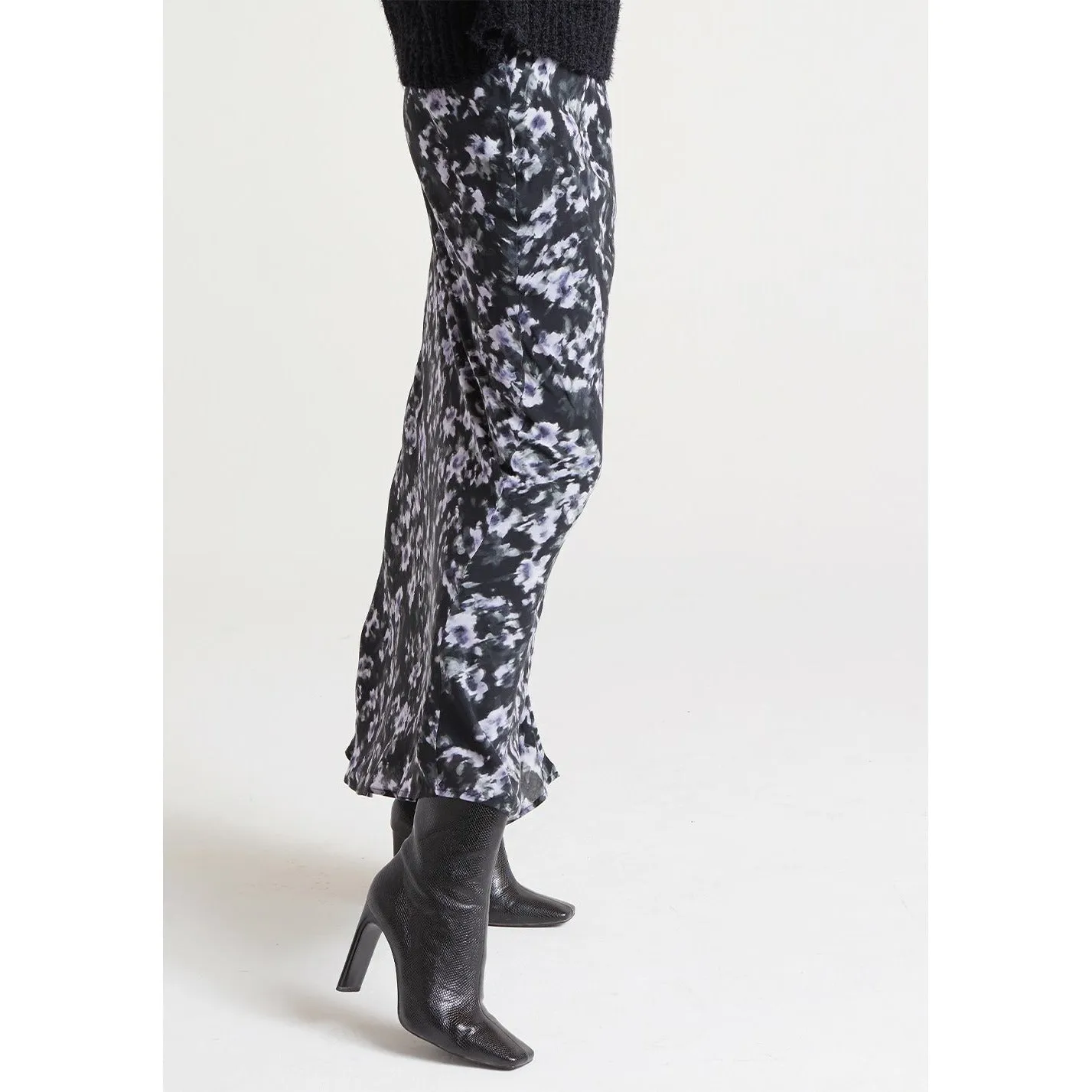 Contrast Waistband Skirt
