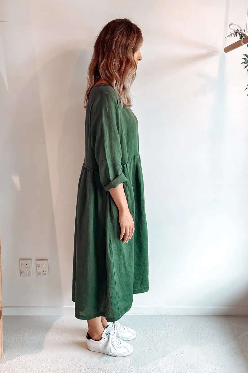 Montaigne Paris - Baggy Linen Dress - Forest Green